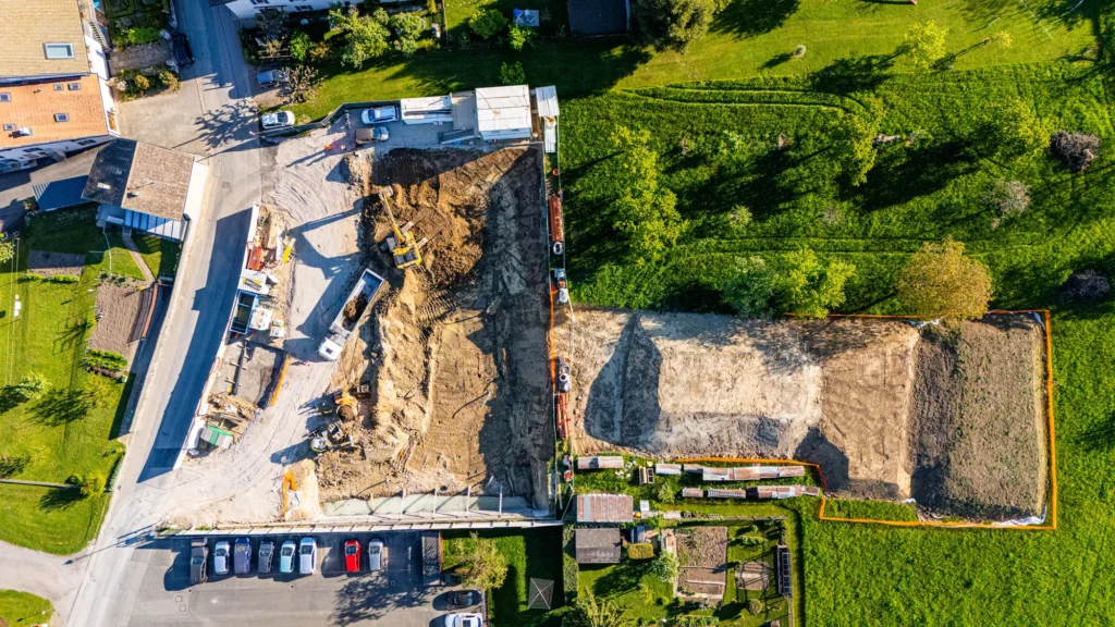 Rotation des camions ECOM3 sur le chantier de Lullier à Jussy